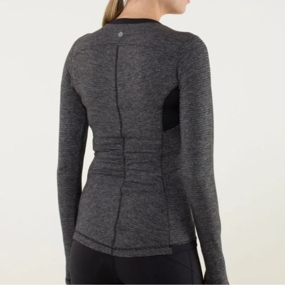 Lululemon Athletica Base Runner Long Sleeve Running Top Heathered Black Size 12